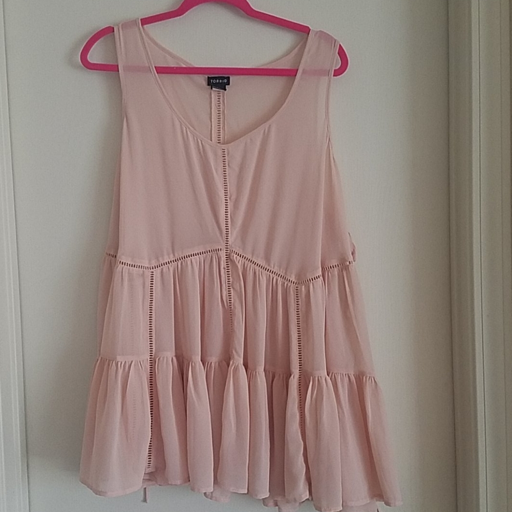 Torrid sheer blush top size 2